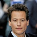 Ioan Gruffudd guest star
