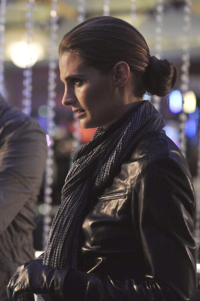 Beckett (Stana Katic) est venue prêter main forte à son équipe.